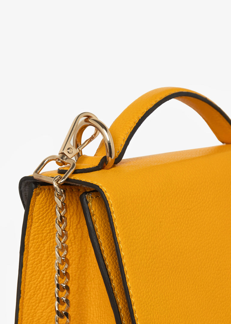 Detachable chain handbag